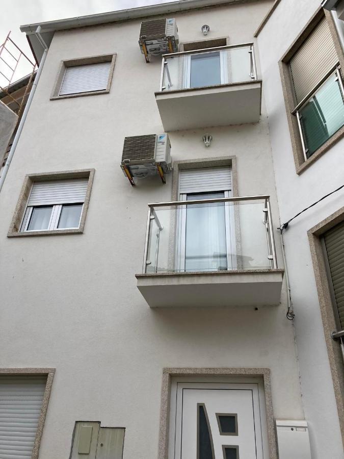 Casa Montevideu Mirandela Bagian luar foto